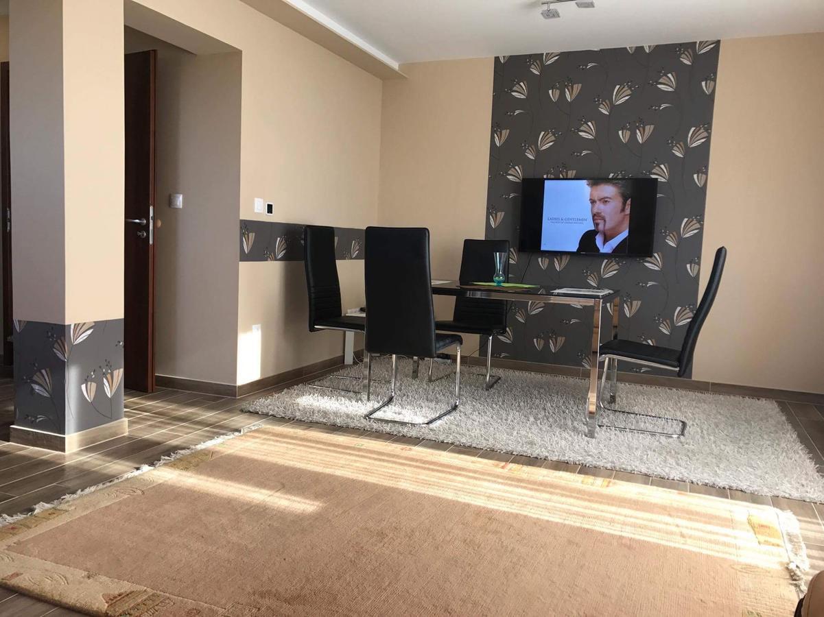 Tommy Apartman 2.0 Hajduszoboszlo Luaran gambar